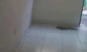 Imagem 4: Aluga kitnet na Piacaveira em rua principal