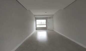 Imagem 7: Sobrado com um fino acabamento, contem 3 quartos sendo 1 suíte, churrasqueira e um ótimo e