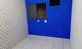 Imagem: Aluga-se kitnet no mocambinho 430,00 com