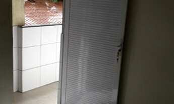 Imagem 2: Casa com 2 dormitórios para alugar por R$ 650/mês - Guajiru - Fortaleza/CE