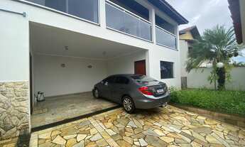 Imagem 2: Casa para aluguel com 220 metros quadrados com 3 quartos