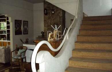 Imagem 4: Casa para Venda - 300m², 4 dormitórios, 5 vagas - Rio Branco