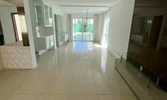 Imagem 2: Casa duplex no Jardins de Ibiza para aluguel com quadrados com 4 quartos em Eusebio - Eusé