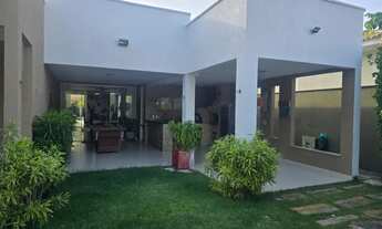 Imagem 2: Casa no Condomínio VIVENDA DO RAMALHETE no Eusébio de 200m² \ 3 Suítes \ Climatizado