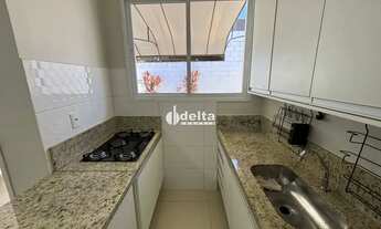 Imagem 3: Casa em condomínio disponível para locação no bairro Laranjeiras em Uberlândia-MG