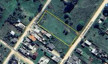 Imagem: Amplo terreno próximo a Santa Tecla