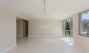 Imagem 7: Apartamento à venda no Água Verde, Retrofitado