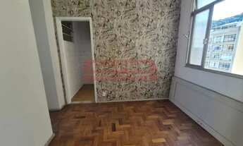 Imagem 3: Excelente QUARTO E SALA em andar alto, fundos, silencioso, em Copacabana