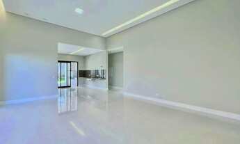 Imagem 4: Sobrado para aluguel tem 377 metros quadrados com 5 quartos