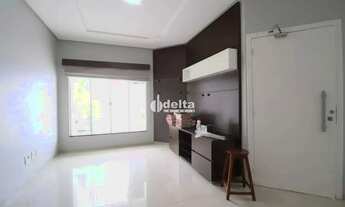 Imagem 5: Casa residencial com 5 suítes disponível para locação e venda no bairro Jardim Karaíba em