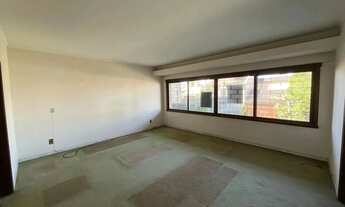 Imagem 4: Casa de 4 quartos, 2 suítes e 2 vagas de garagem no bairro Boa Vista em POA