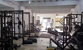 Imagem 4: Casarão 2 pav- 4suites- Ponto comercial c/ academia funcionando + placas solares Coqueiro