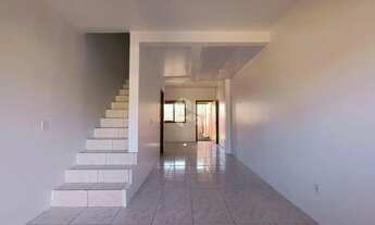 Imagem 2: Sobrado 2 dormitórios, 2 banheiros , patio individual na frente e nos fundos