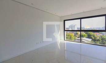 Imagem 3: Apartamento para Aluguel - Passo D'areia, 2 Quartos, 80 m2