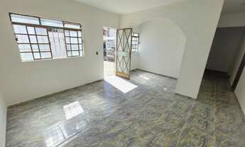 Imagem 4: Casa com 3 dormitórios à venda em Belo Horizonte