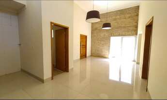 Imagem 5: Casa de condomínio térrea para venda tem 226 metros quadrados com 3 quartos