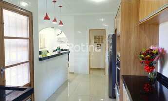 Imagem 5: Casa à venda, 2 quartos, 1 suíte, 4 vagas, Jardim Ipanema - Uberlândia/MG