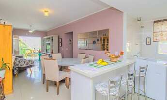 Imagem 2: Porto Alegre - Apartamento Padrão - Partenon