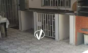 Imagem: Casa à venda, 2 quartos, 1 suíte, 4 vagas