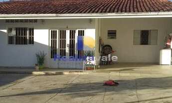 Imagem 2: T - Linda casa com espaço interno amplo e quintal frontal