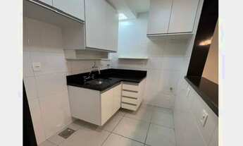 Imagem 4: Apartamento todo reformado, 2ª quadra da praia de copacabana posto 2, vista mar na lateral