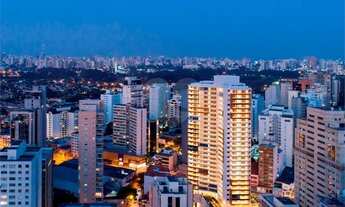 Imagem 2: Venda - Entre Itaim e Vila Nova Conceição - Reformadíssimo - 2 suítes - 2 vagas