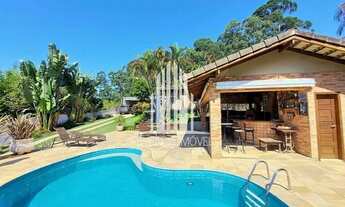 Imagem 7: Casa de 322m² com 5 quartos sendo 4 suítes, 6 vagas de garagem e 5 banheiros no Palos Verd