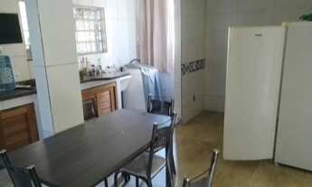 Imagem 4: Casa no Rio Vermelho de 2 quartos e vaga de garagem grande