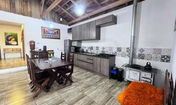 Imagem 2: Casa 130m², 1 suíte mais 2 quartos/ Bairro: Estrada Nova