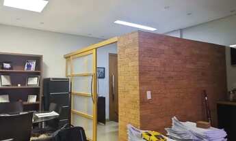 Imagem: Sala Comercial com 31m2 a venda no Edifício