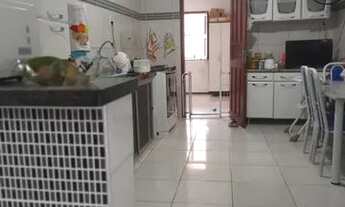 Imagem 7: Casa com 3 Quartos e 3 banheiros à Venda, 353m² por R$ 580.000