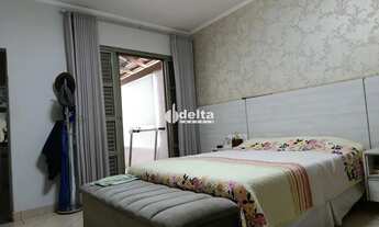 Imagem 12: Casa residencial com 4 quartos sendo 3 suíte disponível para locação e venda bairro Lidice