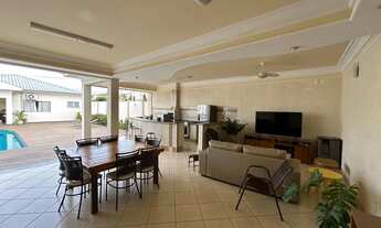 Imagem: Vende se ou troca esse belicismo imóvel