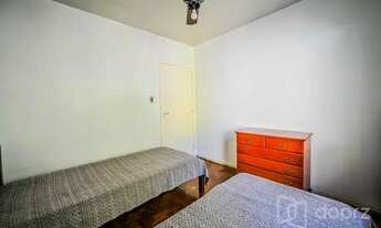 Imagem 7: Imóvel na Álvaro Osimo Caetano com 4 dormitórios e 216.24m²