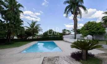 Imagem: Casa à venda, 4 quartos, 2 suítes, 10