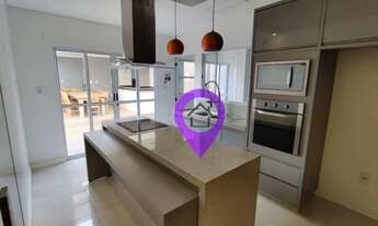 Imagem 4: Casa à venda no Jardim Floresta, Pouso Alegre/MG. 210m² construídos, 3 suítes, 3 vagas, co