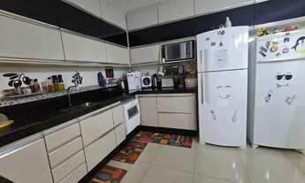 Imagem 5: Sobrado 260m² 3 Pavimentos 3 Suítes Plenas Armários Planejados Parque Amazônia Goiânia