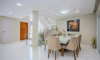 Imagem 7: Sobrado em condomínio fechado a venda, com 3 quartos, 1 suíte, 4 vagas de garagem no Abran