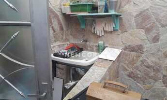 Imagem 5: Sobrado em Rua Florisval Lançoni - Tarumã - Curitiba/PR