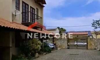 Imagem: Casa de condomínio em Rua Altamir Lima