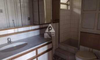 Imagem 4: Oportunidade apart5amento 3 quartos sala espaçosa e vista livre para enseada de Botafogo!