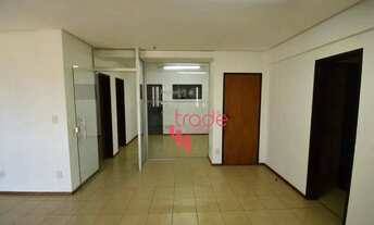 Imagem 2: Sala Comercial à Venda no Centro da Cidade de Ribeirão Preto com uma Ampla Sala