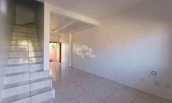 Imagem 3: Sobrado 2 dormitórios, 2 banheiros , patio individual na frente e nos fundos