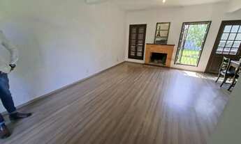 Imagem 2: Ipanema- Casa 3 dormitórios, sala, cozinha, vaga 2 carros cobertos-ALUGA!!!