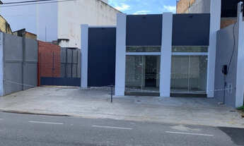 Imagem: Pelinca - Ponto Comercial c/ Amplo Estacionamento