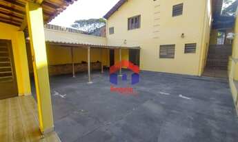 Imagem: Casa com 6 dormitórios à venda, 231 m²