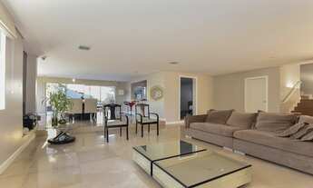 Imagem: CURITIBA - Casa de Condomínio - Vista Alegre