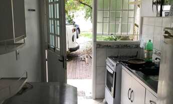 Imagem 2: Quitinete na praia do Rio Tavares