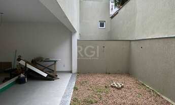 Imagem 4: Porto Alegre - Casa Padrão - Tristeza