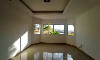 Imagem 5: Casa de condomínio sobrado para aluguel possui 180 metros quadrados com 3 quartos